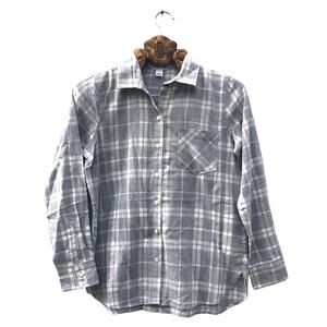 Old Navy Flannel The Classic Shirt Cotton Grey Plaid Front Pocket Small NEW